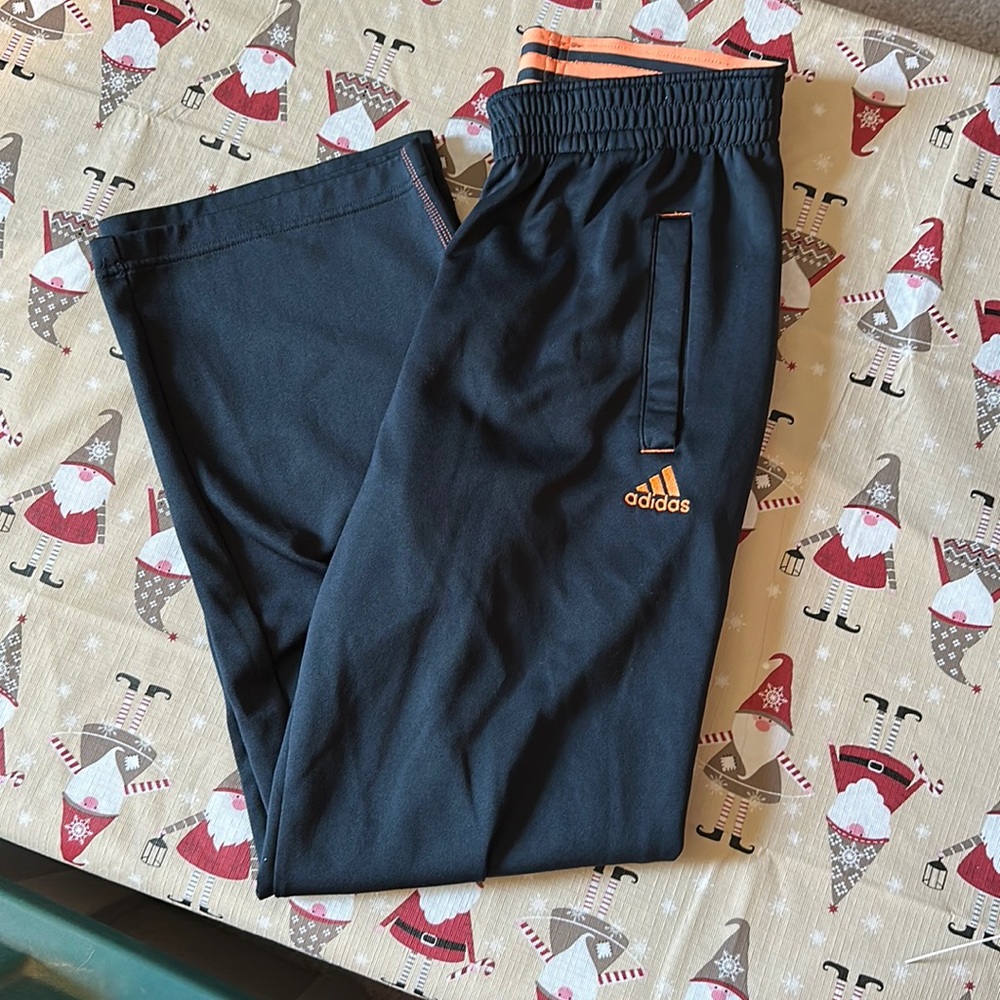 Adidas sweatpants